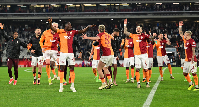 Galatasaray'a derbide 1 puan yetiyor Haberinin Görseli